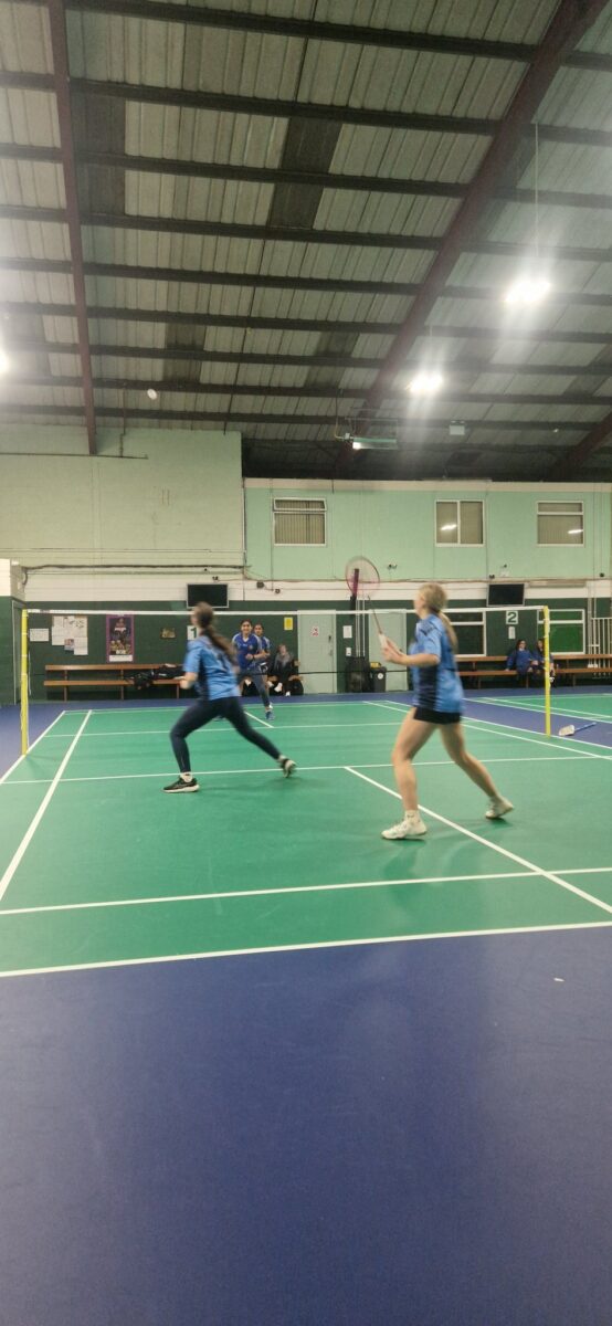Badminton