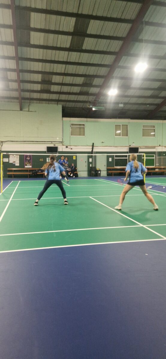Badminton