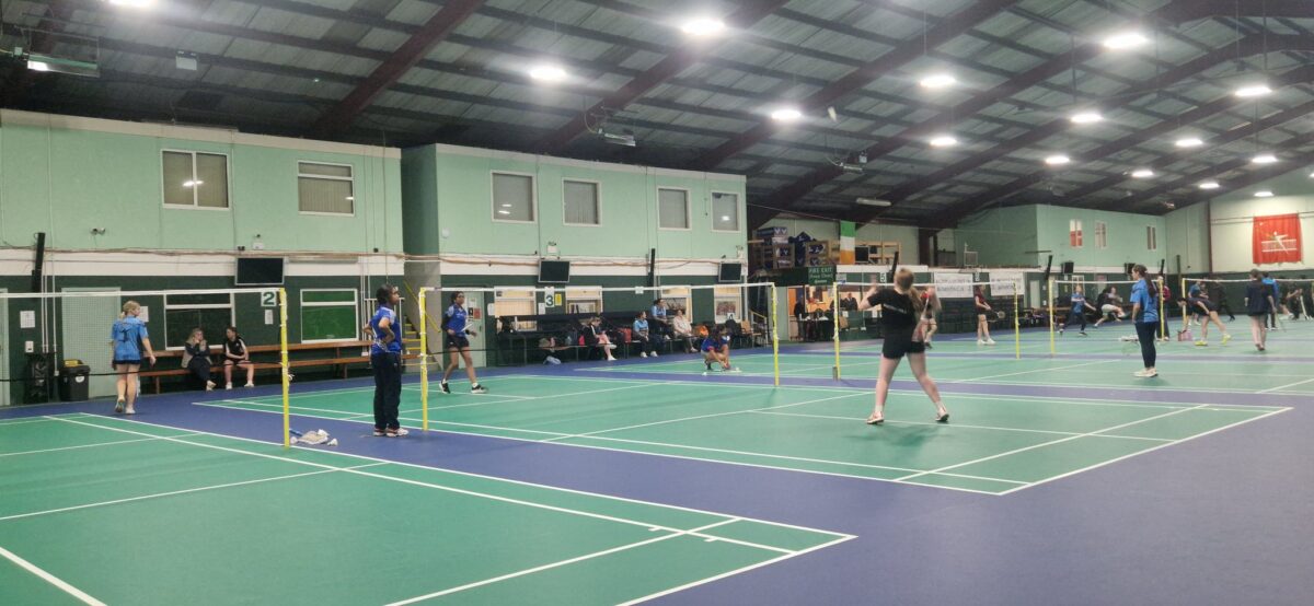 Badminton